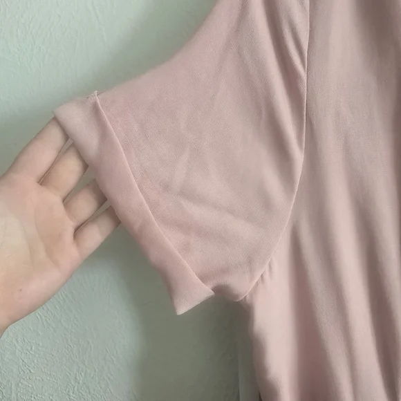 Elegant Pink Women's Dress - Picture 2 of 5